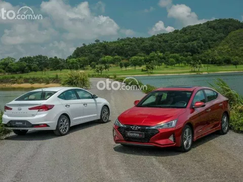 xe Hyundai Elantra 2020 xe Hyundai Elantra 2020.