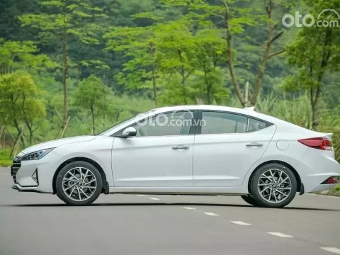 Tổng quan về Hyundai Elantra 2020 Tổng quan về Hyundai Elantra 2020.