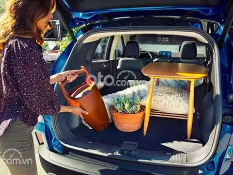 Nội thất xe Ford Escape 2020