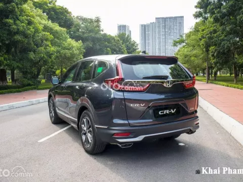 Honda CR-V đời 2021 cũ được chào bán lại với giá rất mềm so với xe mới tại đại lý 1