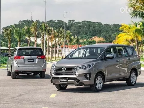 Giá xe Toyota Innova mới tại đại lý 1