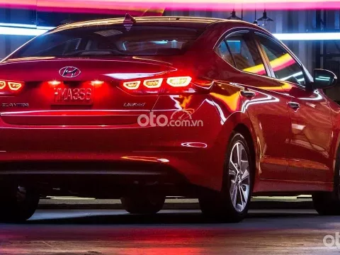 Đánh giá xe Hyundai Avante