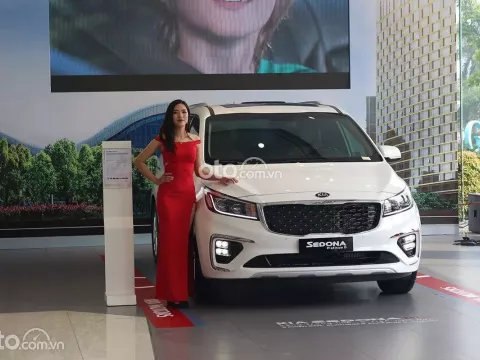 Mua bán xe KIA Sedona 2020.