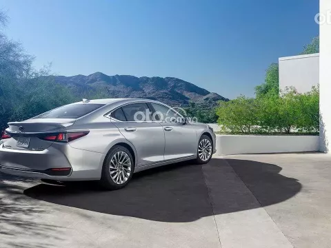 Mua xe Lexus ES 250 cũ giá tốt ở đâu? 1