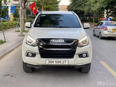 Những điểm đổi mới trên Isuzu Mu-X 2018.