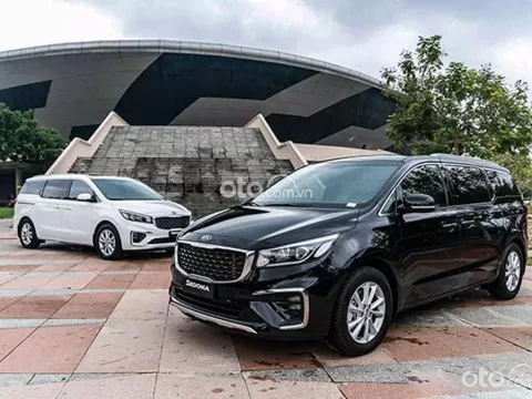 Nên mua KIA Sedona 2020 máy dầu hay máy xăng?.