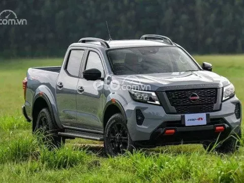 Nissan Navara.