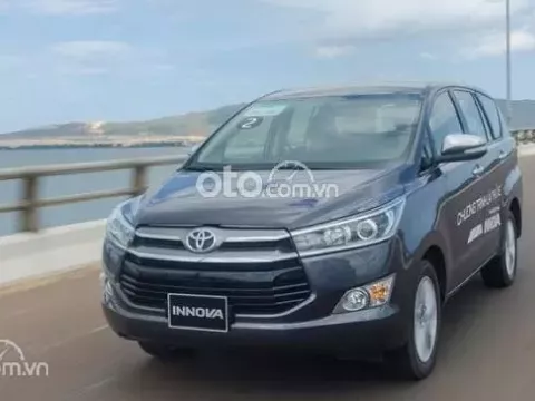 Toyota Innova 2017 là mẫu MPV đa dụng phù hợp cho mục đích sử dụng của gia đình ở thành thị 1