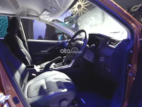 Nội thất Nissan Grand Livina Nội thất Nissan Grand Livina