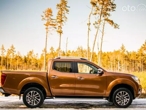 Xe Nissan Navara 2019