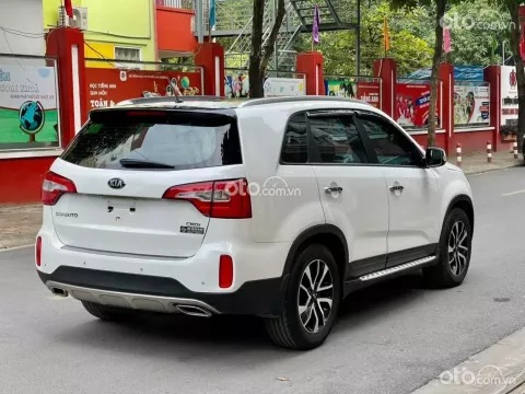 Đánh giá xe Kia Sorento 2018.