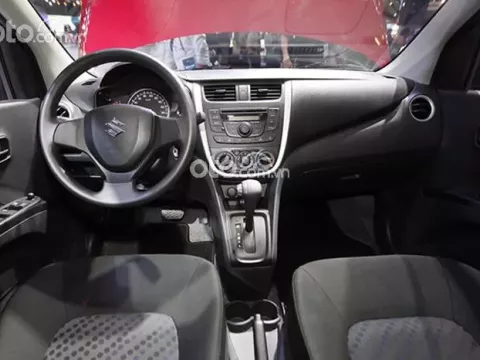Nội thất xe Suzuki Celerio 2