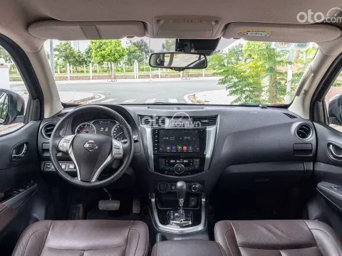 nội thất xe Nissan Terra 2019.