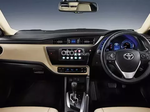 Nội thất xe Toyota Corolla Altis cũ Nội thất xe Toyota Corolla Altis cũ