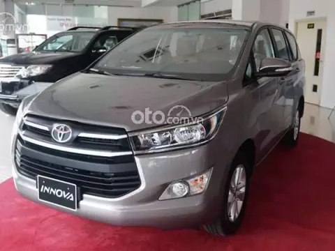 Những lưu ý khi mua Toyota Innova 2018 cũ 1