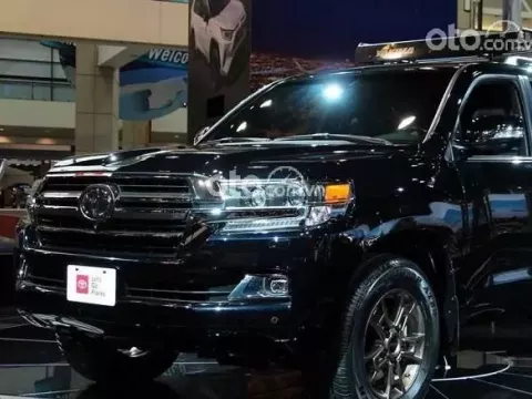 Sở hữu Toyota Land Cruiser 2020 cũ với giá thành phải chăng 1