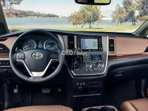 Nội thất xe Toyota Sienna 2018 Nội thất xe Toyota Sienna 2018