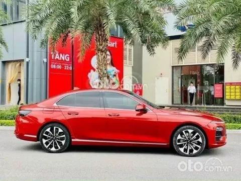 Giá xe VinFast LUX A2.0 tại Oto.com.vn Giá xe VinFast LUX A2.0 tại Oto.com.vn 1