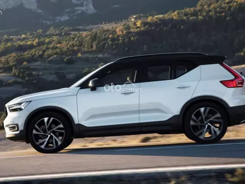 Volvo XC40 sở hữu khối động cơ 2.0L Volvo XC40 sở hữu khối động cơ 2.0L 1