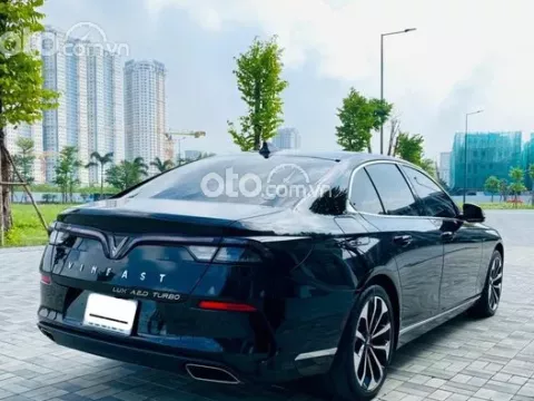 VinFast Lux A2.0 phiên bản cao cấp nhất được trang bị động cơ Turbo  1