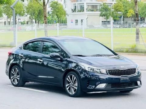 Kia Cerato .