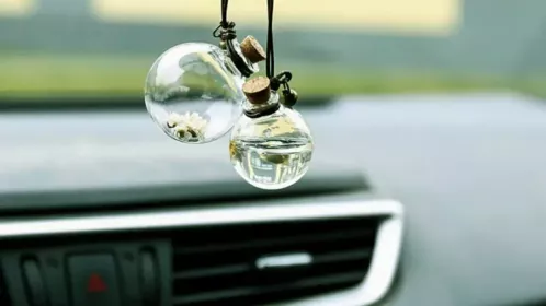 Nước hoa ô tô - vật phẩm phong thủy ít người biết