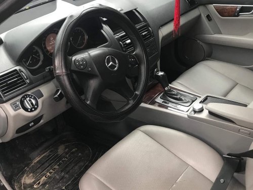 Mercedes CClass rớt giá khủng sau 10 năm sử dụng