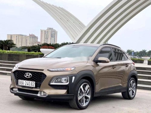Hyundai Kona 2021 tiêu chuẩn có đáng Mua