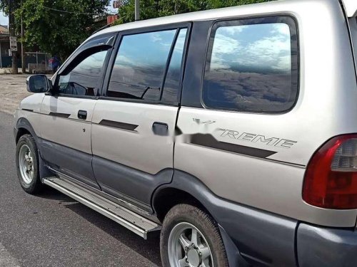 GƯƠNG CHIẾU HẬU ISUZU HILANDER 2010
