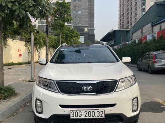 Long Auto bán xe Kia Sorento đời 2015 màu trắng, giá 625tr