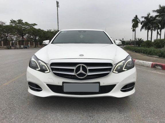 Chính chủ bán Mercedes E250 2015, màu trắng nội thất nâu sang trọng và trẻ trung