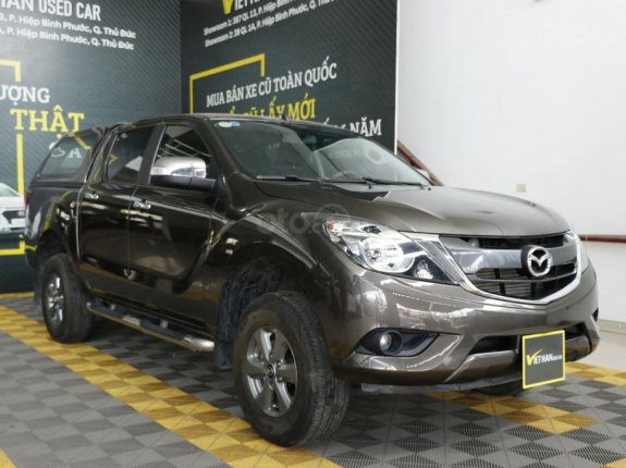 Mazda BT50 2.2MT 4WD 2017, hỗ trợ trả góp