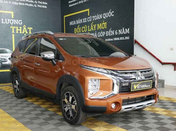Mitsubishi Xpander Cross 1.5 AT 2020, trả góp