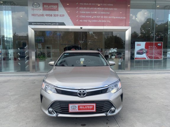 Xe cá nhân Toyota Camry 2.5Q 2015 - Màu nâu vàng - đi 55.000km