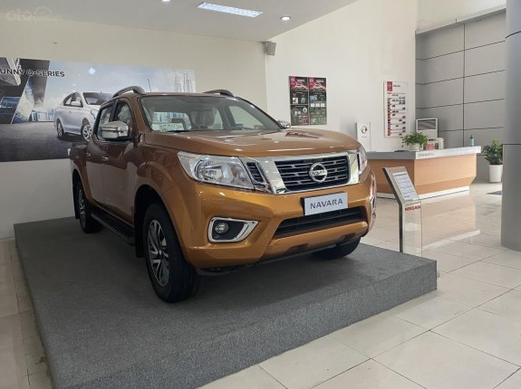 Navara giá xả kho hấp dẫn nhất năm