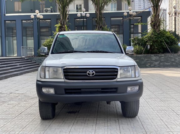 Cần bán gấp Toyota Land Cruiser năm sản xuất 2003 nhập khẩu