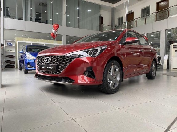 Bán xe Hyundai Accent AT năm sản xuất 2021, màu đỏ, nhập khẩu