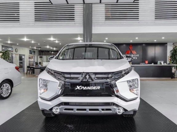 Bán xe Mitsubishi Xpander năm sản xuất 2021, màu trắng, nhập khẩu nguyên chiếc