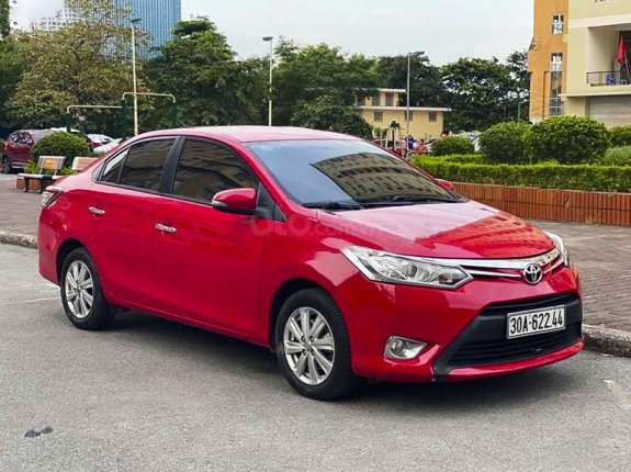 Cần bán gấp Toyota Vios 1.5G đời 2014, màu đỏ chính chủ, 415 triệu