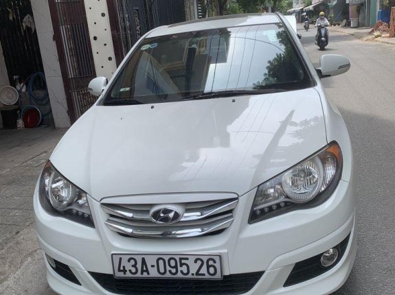 Cần bán Hyundai Avante sản xuất năm 2013 còn mới giá cạnh tranh