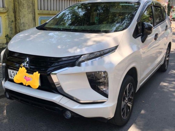 Cần bán xe Mitsubishi Xpander đời 2018, màu trắng còn mới