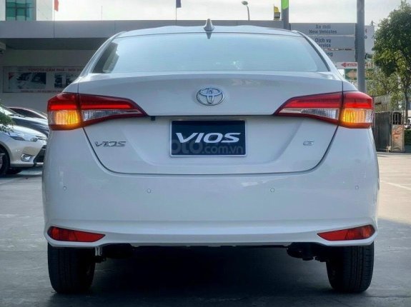 Toyota Vios 2022 - Toyota Hoàn Kiếm bán xe rẻ nhất Hà Nội, còn 18 ngày giảm thuế giá nào cũng bán, tư vấn phong thủy