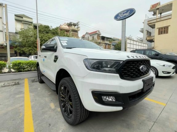 Ford Everest Sport 2021 ngập tràn ưu đãi tiền mặt và phụ kiện