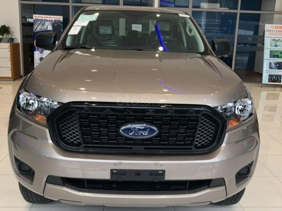 Ford Ranger XL 2021 2 cầu số sàn, giảm giá, tặng phụ kiện