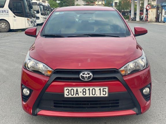 Cần bán gấp Toyota Yaris năm sản xuất 2015, màu đỏ, xe nhập  