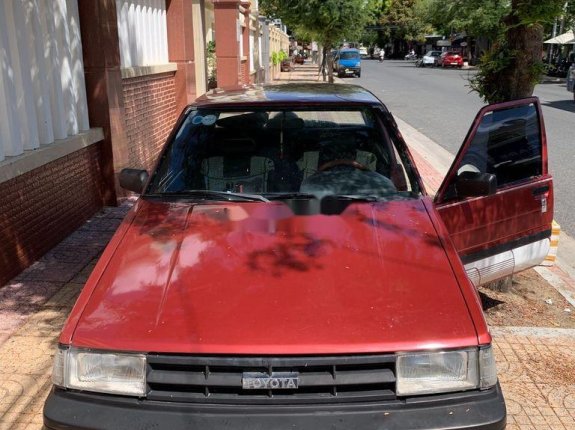 Cần bán Toyota Corolla đời 1993, màu đỏ, nhập khẩu