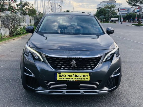 Cần bán xe Peugeot 5008 năm sản xuất 2018