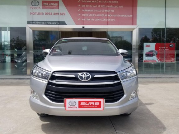 Cần bán xe cá nhân Toyota Innova 2.0E MT 2018 - Màu bạc - Đi 76.000 km