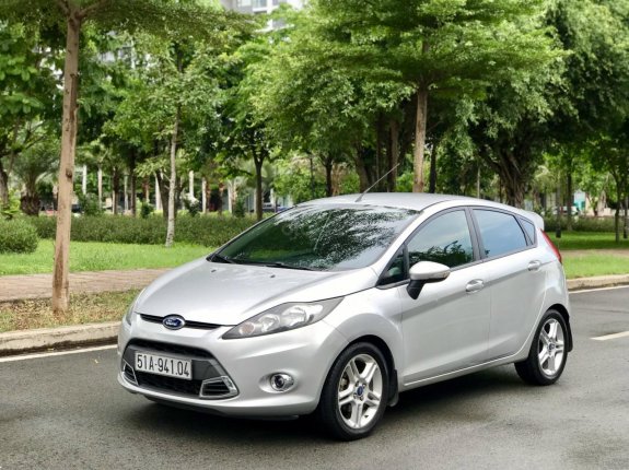 Mr Huy bán xe Hatchback FORD Fiesta 2011 màu Bạc giá 315 triệu ở Hồ Chí Minh