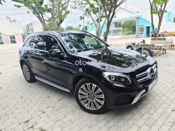 Bán GLC250 4Matic 2018 mẫu mới, xe đẹp đi 30.000km, bao check hãng